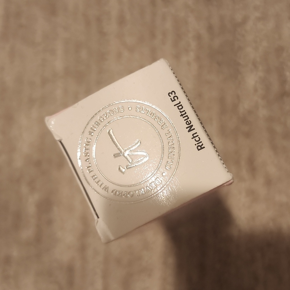 itCosmetics YSBB 53 foundation